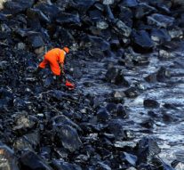 எண்ணெய் கசிவு : கப்பல் நிறுவனத்தின் மீது வழக்குப்பதிவு