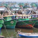 இலங்கை கடற்படையினரால் ராமேஸ்வரம் மீனவர்கள் 16 பேர் சிறை பிடிப்பு