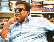 “அந்தத் திருடர்களுக்கு எனது வாழ்த்துக்கள்!”