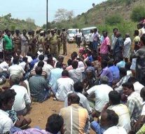 விமான நிலைய விரிவாக்கத்திற்கு எதிர்ப்பு; மிரட்டல் உட்பட ஐந்து பிரிவுகளில் வழக்கு 