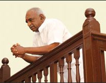 “தெய்வத்தை அசிங்கப்படுத்த முடியாது; அவமானப்படுத்த முடியும்!”