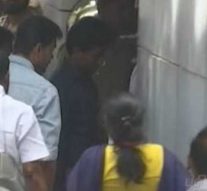 கருணாநிதியின் உடல்நிலை குறித்து நடிகர் விஜய் நலம் விசாரிப்பு