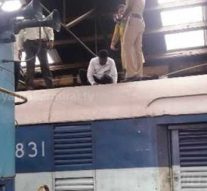 சேலம் ரயில் கொள்ளை வழக்கு – குற்றவாளிகள் 2 பேர் கைது