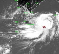 “ஃபானி புயல் தமிழக கரையைக் கடக்காது” – இந்திய வானிலை மையம்