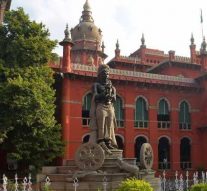 விவிபாட் விவகா‌ர வழக்கில் சென்னை உயர்நீதிமன்றம் அதிருப்தி