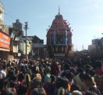 கோலாகலமாக தொடங்கியது நெல்லையப்பர் ஆனித்திருவிழா தேரோட்டம்