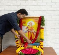 வீரமங்கை வேலுநாச்சியார் நினைவு நாள்.. த.வெ.க. தலைவர் விஜய் மரியாதை