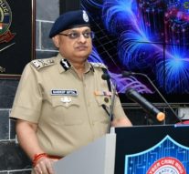 ‘சுற்றுலா விசாவில் வேலைக்கு செல்ல வேண்டாம் – வெளிநாடுகளில் ஆபத்தில் சிக்க வாய்ப்பு’