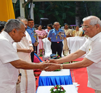 திடீரென நண்பர்களாக மாறிய கவர்னர் – முதல்வர்.. அரசியல் கட்சிகள் ஆச்சரியம்..!