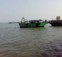 இலங்கை கடற்படையால் ஐந்து மீனவர்கள் சிறைப்பிடிப்பு