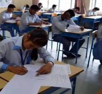 தந்தை உயிரிழந்த போதிலும் தேர்வு எழுதிய மாணவர்.. தேர்வை முடித்துவிட்டு வந்தபின் ஈமச்சடங்கு..!